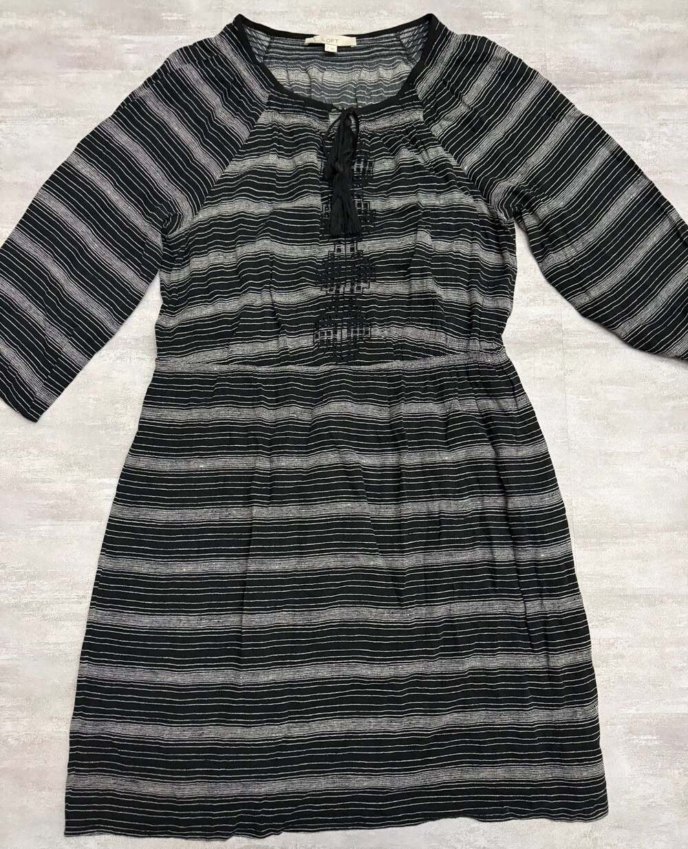 LOFT Ann Taylor Black & White Striped Embroidered Tassel Boho Dress Size L - Picture 1 of 5